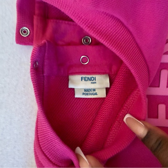 Fendi Toddler Girl Set - Picture 4 of 11